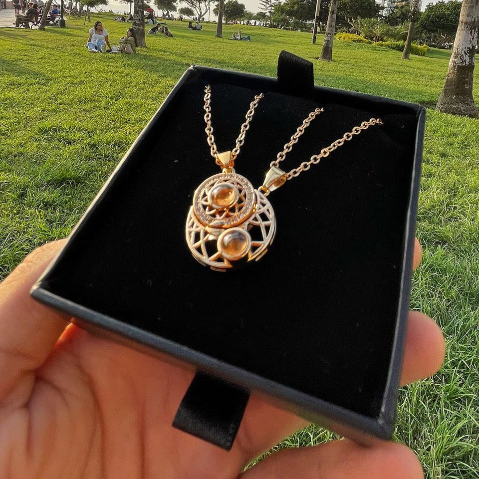 Collar sol y luna 100 idiomas (2x1)