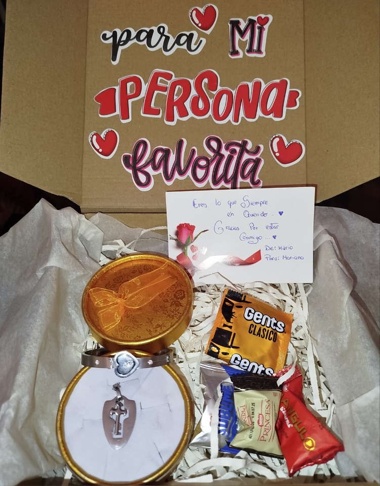 COLLAR LLAVE Y PULSERA CORAZÓN